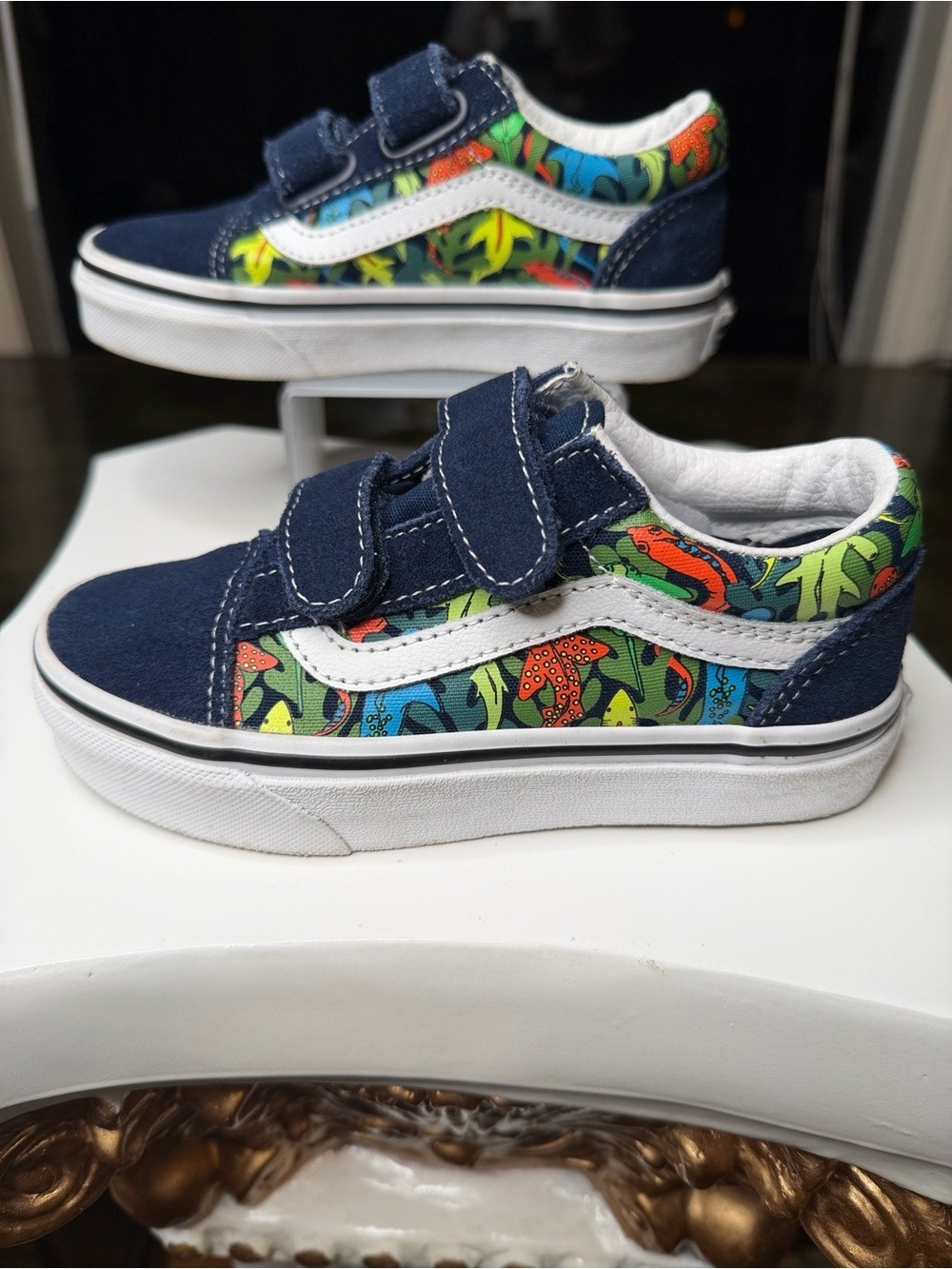 Vans Old Skool V Dinosaur Print Sneakers Kids Size 12 Hook & Loop Velcro Shoes - Picture 4 of 7